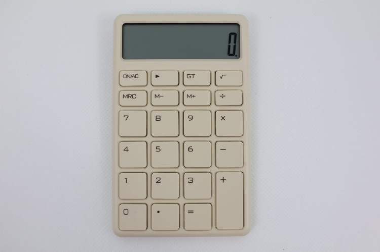 Kalkulator_CLASSIC_Kremowy