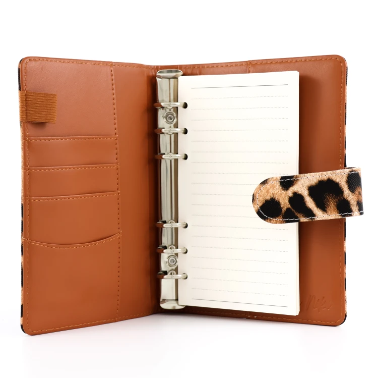 zestaw czystych kart